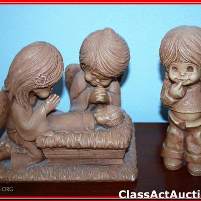Nativity Statues- Lot 370