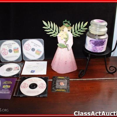 Sign Language Software & Misc Decor - Lot 195