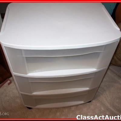 Plastic 3 drawer cart - Lot 217