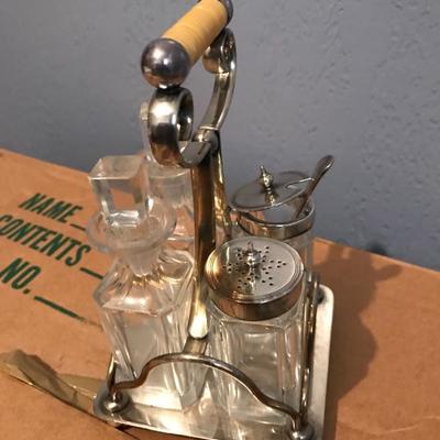 Salt/pepper vinegar 