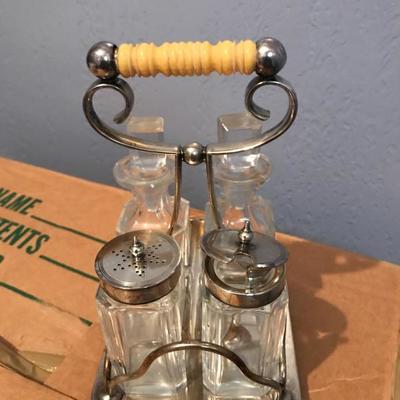 Salt/pepper vinegar 