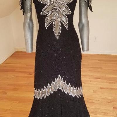 Vtg silk Mermaid gown fully beaded with onyx & silver glass beads 
