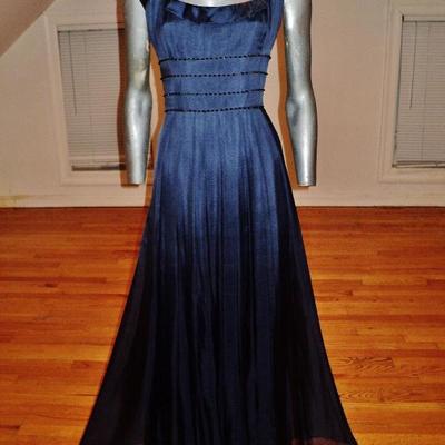  Carmen Marc Valvo collection silk grecian periwinkle beaded gown w/chain links