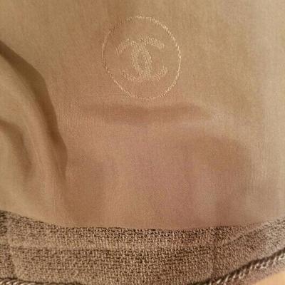 Couture Chanel tweed skirt sit silk cc lined Authentic Paris