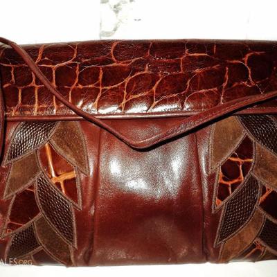 Vtg Susan Gail Patched Embossed leather hand/shoulder bag merlot color Spain