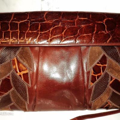 Vtg Susan Gail Patched Embossed leather hand/shoulder bag merlot color Spain