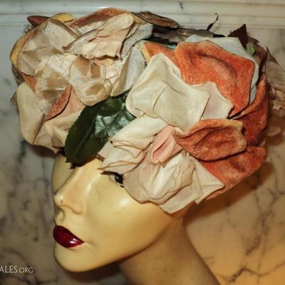 Vtg 1940's Toque hat Millinery silk/velour flowers satin lined