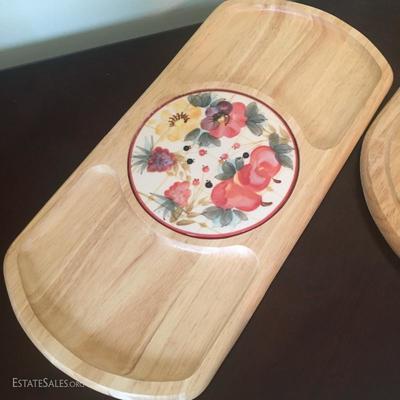 Lot 10 - Wood Cutting Boards/Serving Pieces 