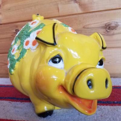 Lot-B54 Vintage Universal Statuary Yellow Piggy Bank 1976 