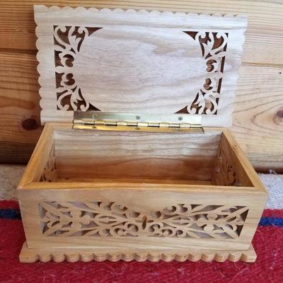 Lot-B41 Hand Carved Wooden Trinket Box 