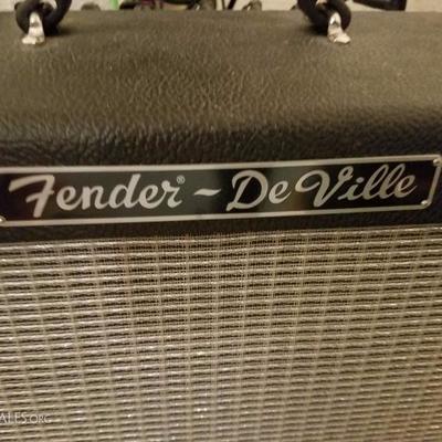 Lot-F54 Fender Hot Rod Deville Guitar Amp