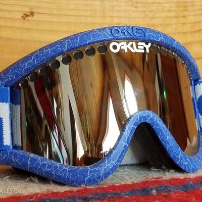 Lot-C33 Blue & Metallic Oakley Ski Goggles
