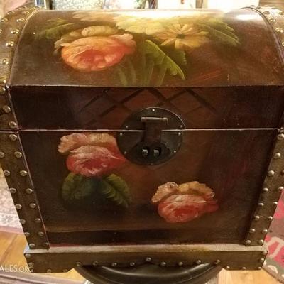Lot-D1 Small Wooden Chest Hand Painted Floral Design