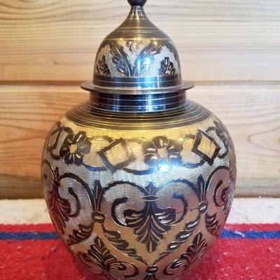 Lot-A19 Ornate Etched Brass Urn India Made W/ Lid