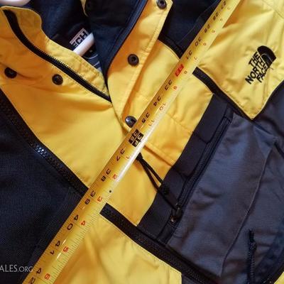 Lot-C25 Men's Large Black & Yellow North Face Full Body Ski Suit