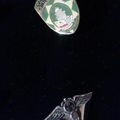 LOT 1 -VINTAGE ASSORTED LAPEL/TIE PIN COLLECTION 
