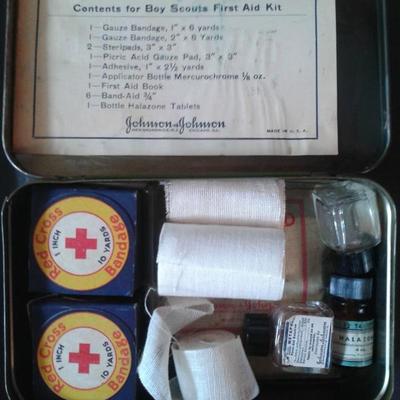 LOT 2 - VINTAGE BOY SCOUTS OF AMERICA (BSA) MEMORABILIA