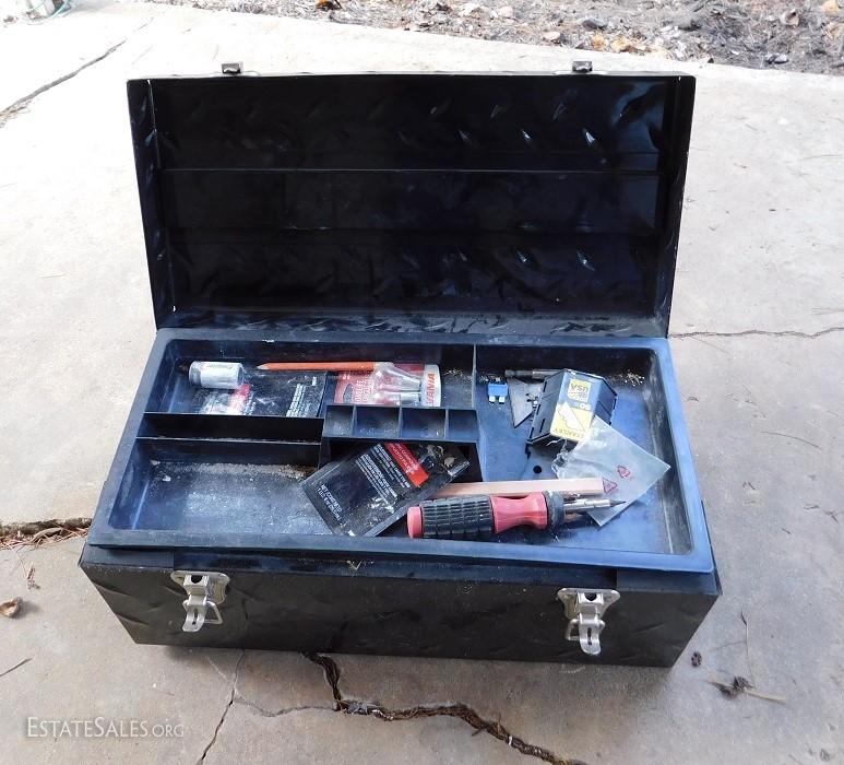 Black Diamond Plate Tool Box