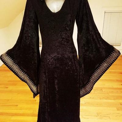 Vtg 1970's mexican burnout velvet Caftan with hood gold painted trim