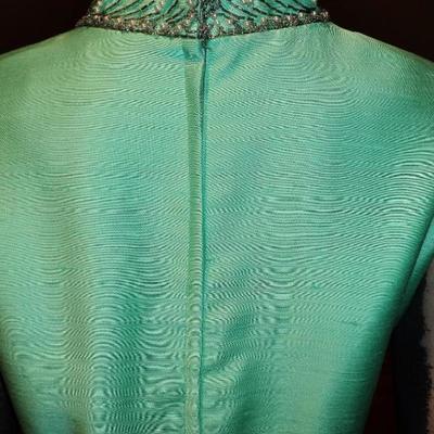 Vtg 1950's embellished silk shantung Cheongsam dress lined metal zipper