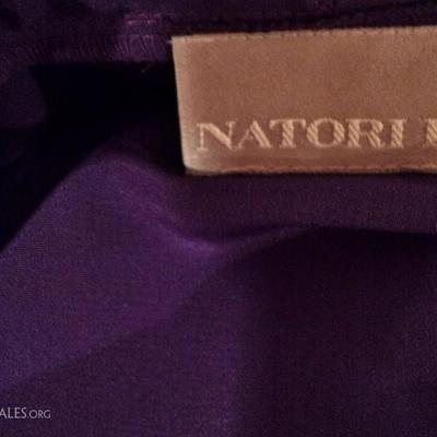 Vtg Iconic Natori Purple kimono/robe crest embroidery sash belt