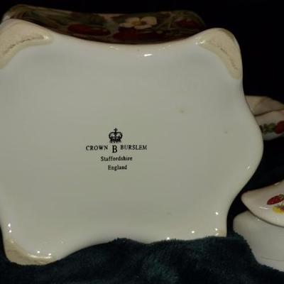 B4-17 Vintage Crown Burslem Teapot, Strawberry