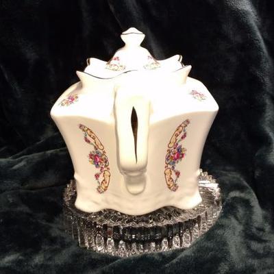 B9-51 VINTAGE Crown Burslem Teapot, Staffordshire, England