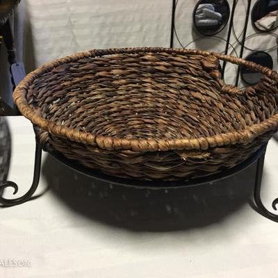 Basket in metal holder 