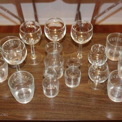 Lot #22 Etched Glass (6), Plus Extra Glass Items (9)