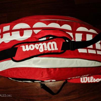 Wilson Tour Tennis Racquet bag red black shoulder straps