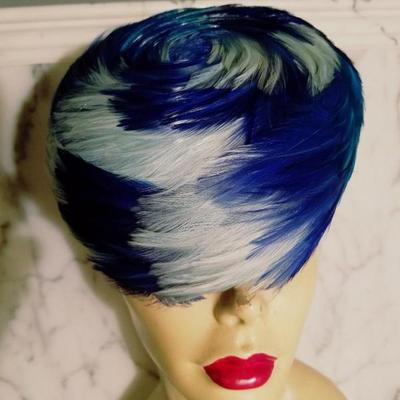 Vtg 1950's Ostrich feathers Pillbox hat Azul Blue hard net