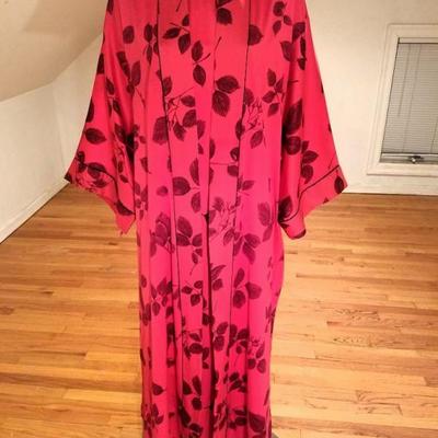 Vtg Natori Cheongsam dress and kimono ensemble crepe satin