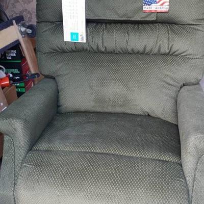 NEW Golden brand Lift Chair