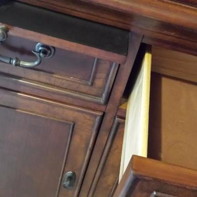 China Cabinet with light