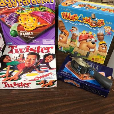 Lot of Games Twister Sorry! Candy Land Pictionary