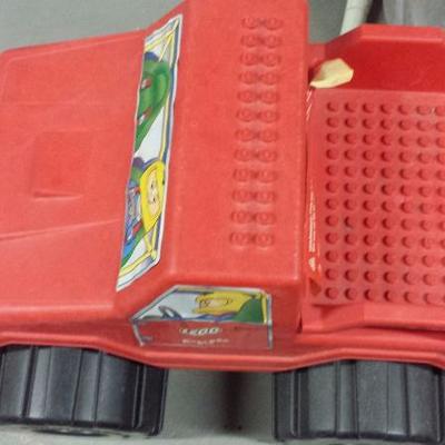 Lego Truck with big blocks