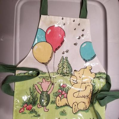 Winnie the Pooh Apron for kids (Ages 3+)