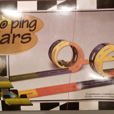 Looping Cars - NEW (Age 5+ yrs)