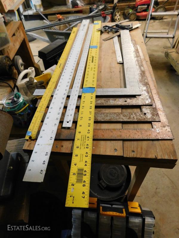 Set of Squares and Straight Edges