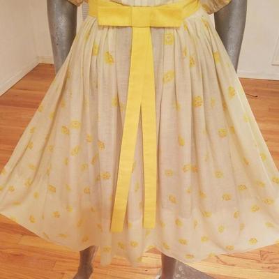 Vtg 1940's full sweep yellow cotton twill dress puff sleeves