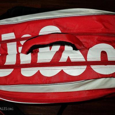 Wilson Tour Tennis Racquet bag red black shoulder straps