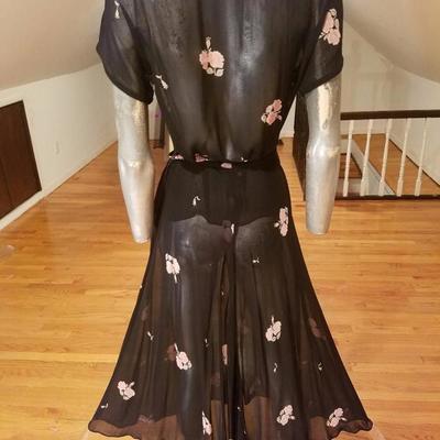 Vtg 1960's Albert Nipon silk floral painted skirt ensemble  w/Scarf 