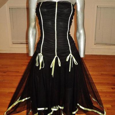 Vtg strapless handkerchief high low tulle dress with ribbons