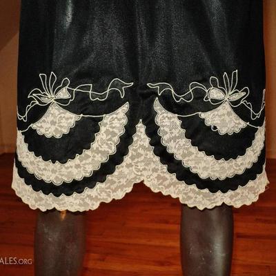 Vintage 1950's nylon and embroidered french lace  slip