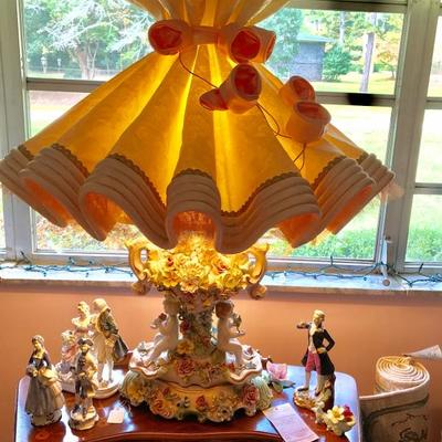 Capodimonte Benrose Lamp w/ custom shade 