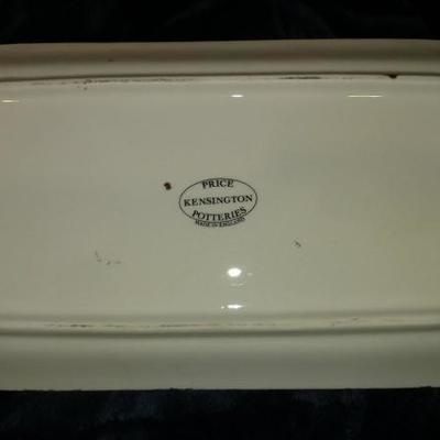 B5-26 COLLECTIBLE Price Kensington Potteries	Tray, small, Made in England