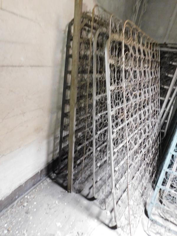 Set of 5 Antique Spring Box Mattresses Color Brown