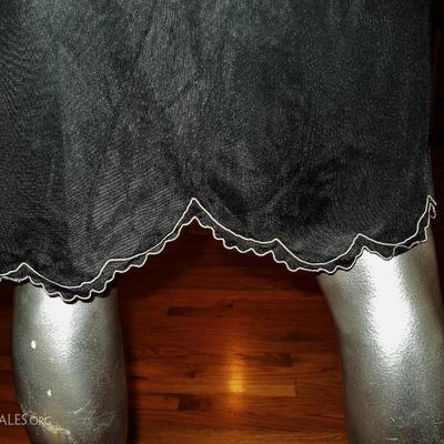 Vintage 1950's nylon and embroidered french lace  slip