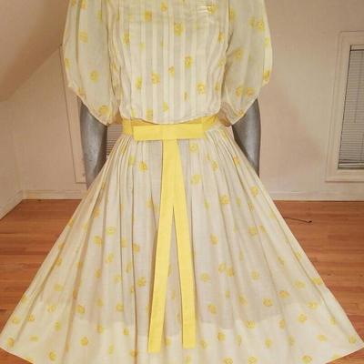 Vtg 1940's full sweep yellow cotton twill dress puff sleeves