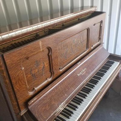 LOT 60 - Bush & Gerts Antique Upright Piano